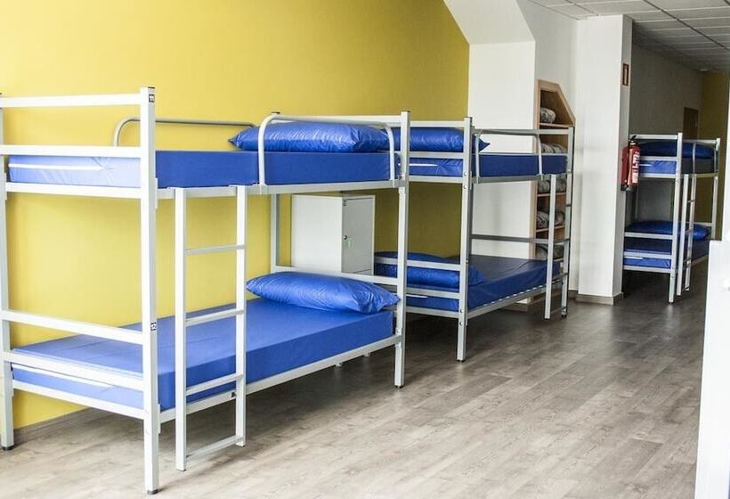 De Camino Albergue   Hostel