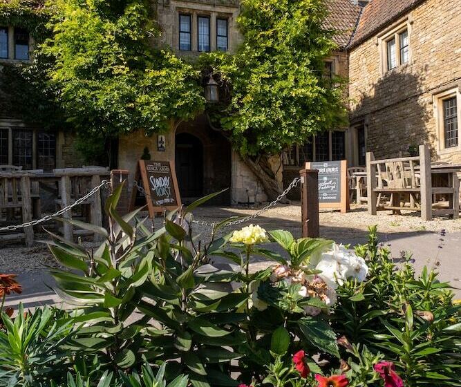 Хостел Kings Arms