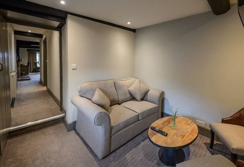 Хостел Kings Arms