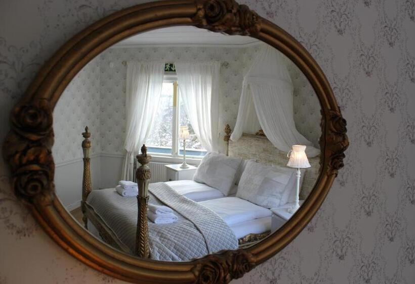 簡易ホテル Pensionat Granparken