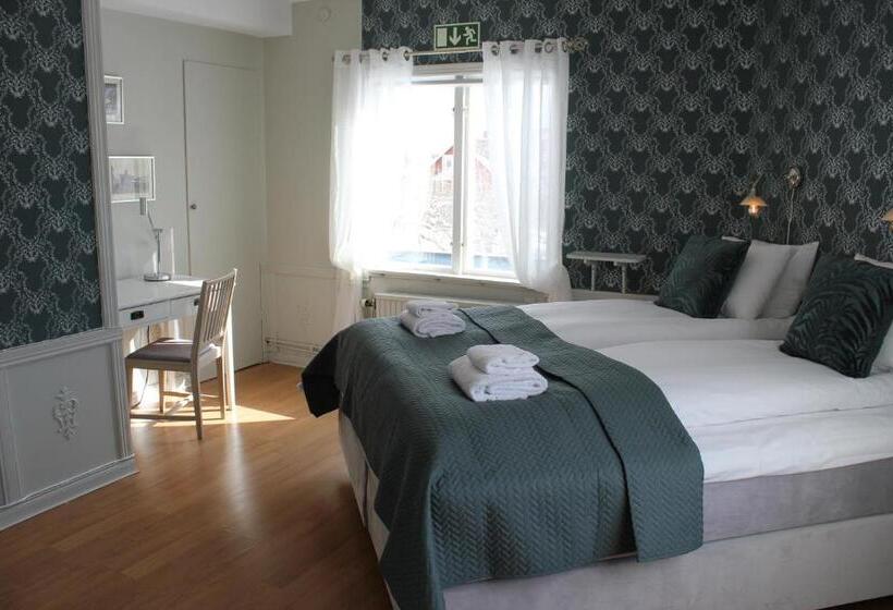 簡易ホテル Pensionat Granparken