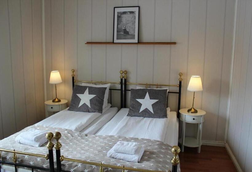 簡易ホテル Pensionat Granparken