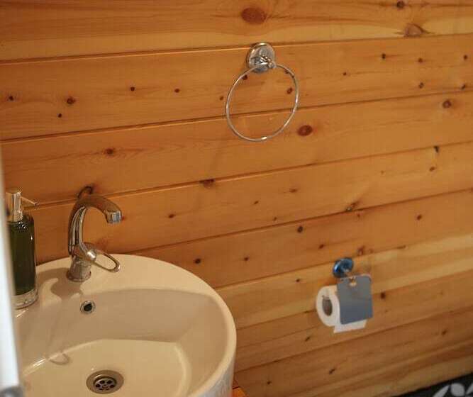 هتل Adesa Bungalow