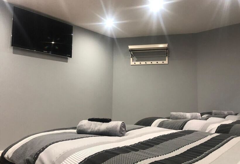 فندق Brownlows Inn