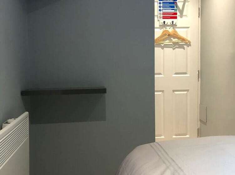 فندق Brownlows Inn