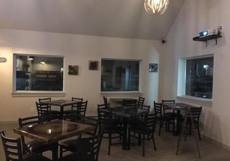 فندق Goose & Twigs