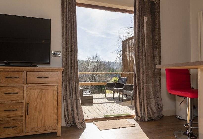 酒店 Herons Lake Retreat