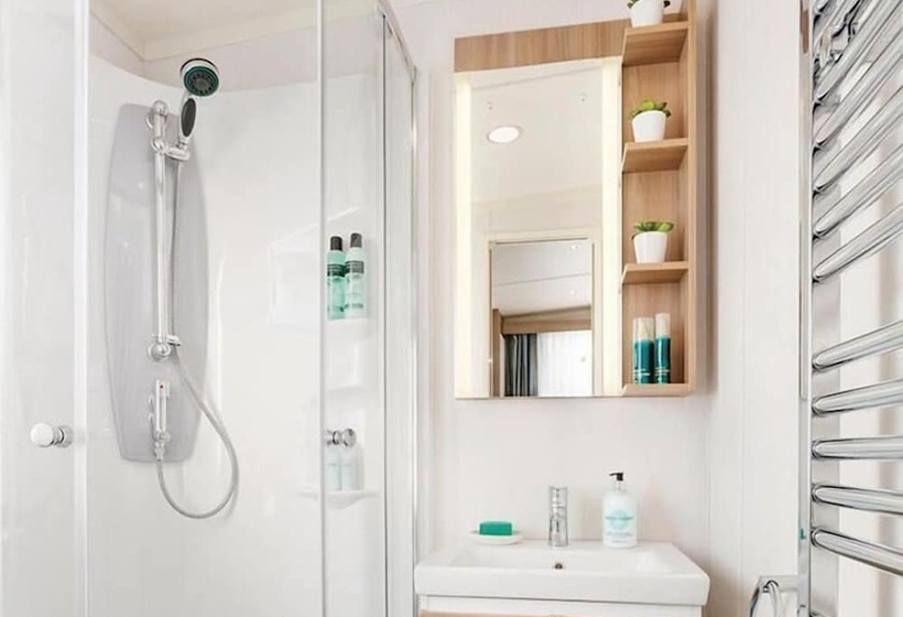 酒店 Herons Lake Retreat