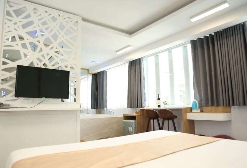 هتل Hong Bao Thach