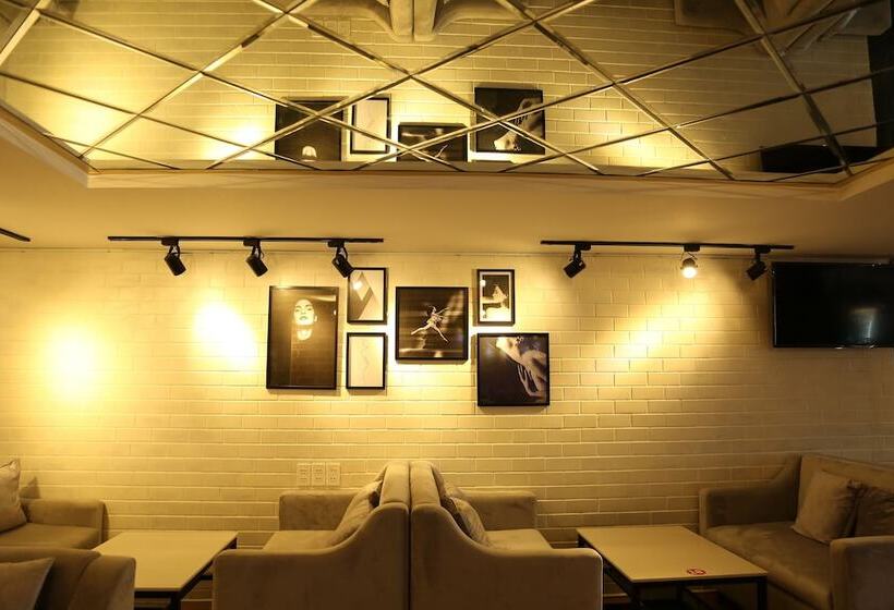 هتل Hong Bao Thach