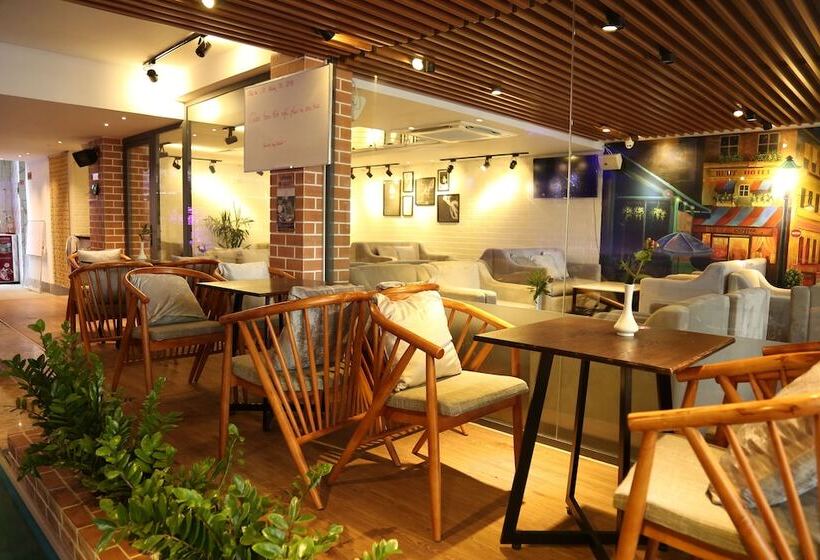 هتل Hong Bao Thach