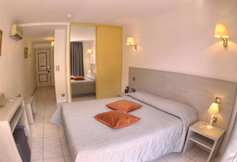 Отель Hôtel Le Romantique