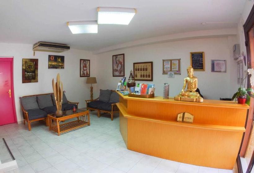 Отель Hôtel Le Romantique