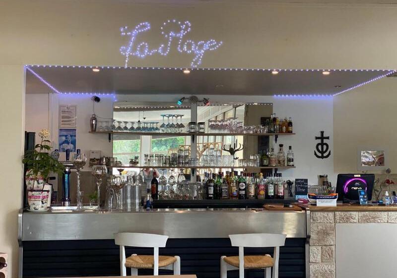 בית מלון כפרי Hôtel Restaurant La Plage