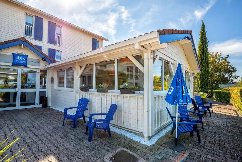 בית מלון כפרי Ibis Budget Macon Sud