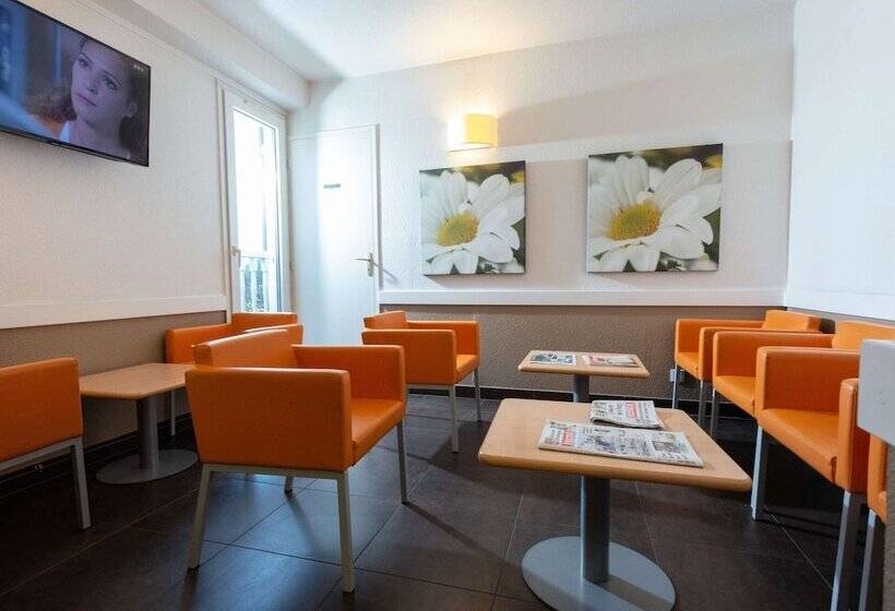 בית מלון כפרי Ibis Budget Macon Sud