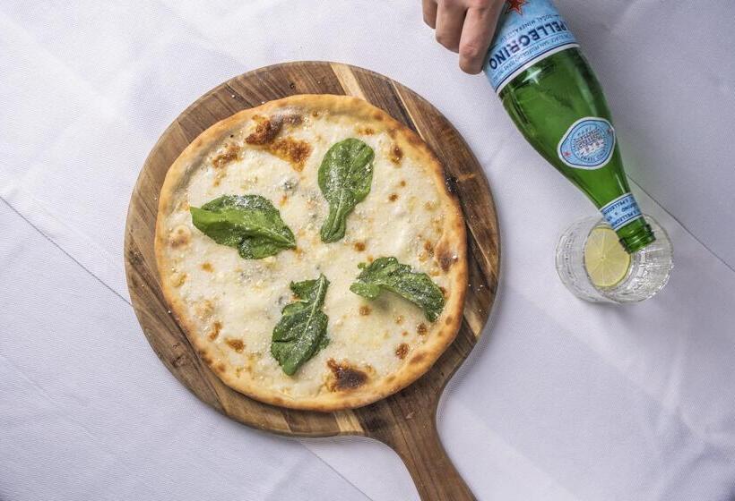 Отель Kassandra Boutique