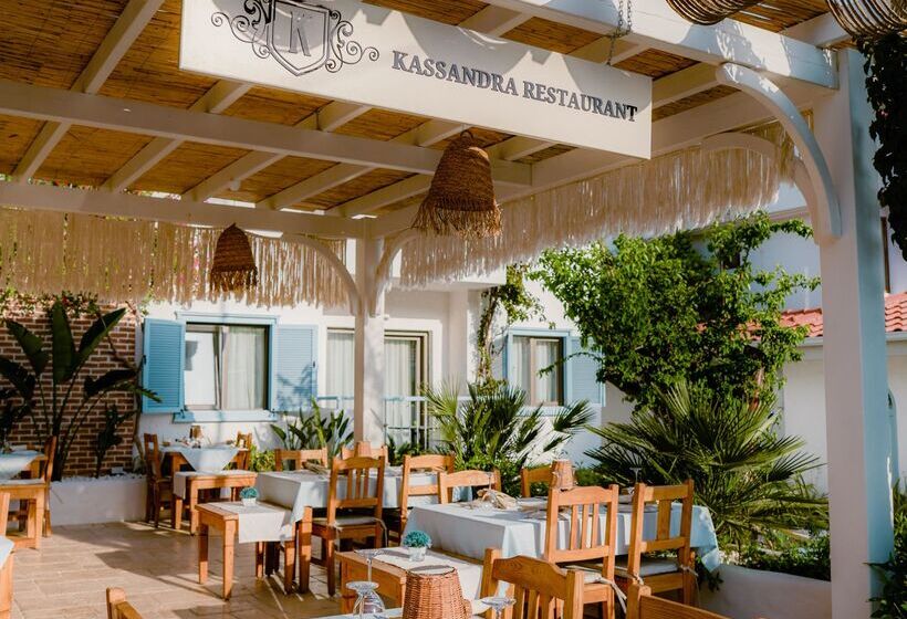 Отель Kassandra Boutique