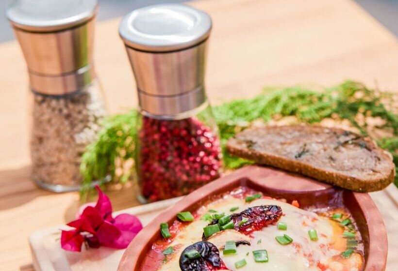 Отель Kassandra Boutique