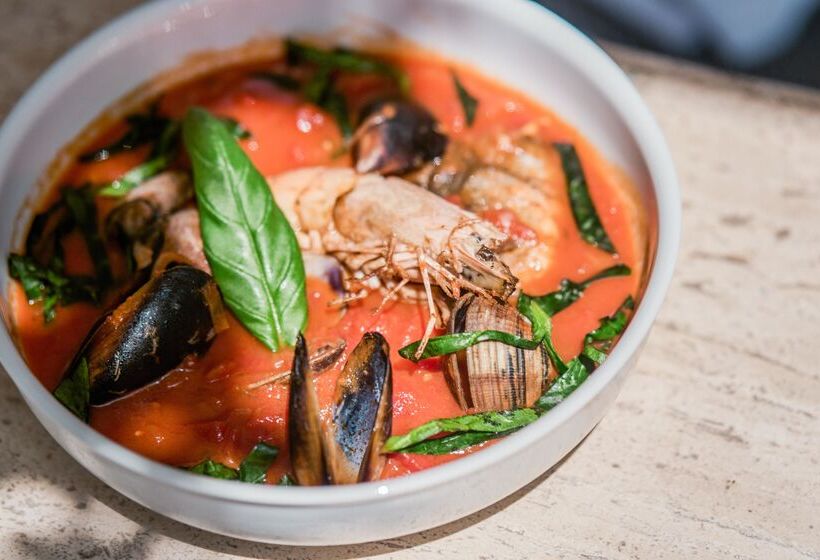 Отель Kassandra Boutique