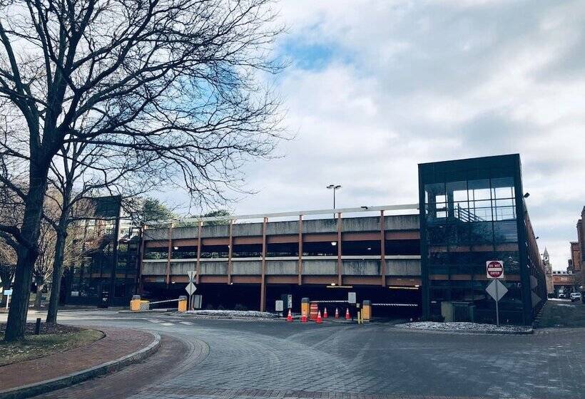 ホテル Lodging At The Gaffer Inn