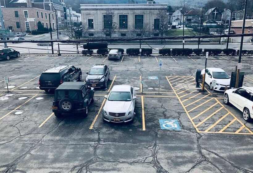 ホテル Lodging At The Gaffer Inn