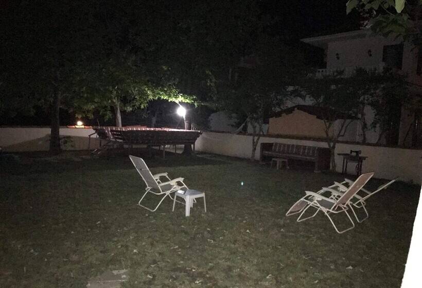 هتل Meryem Ana Apart