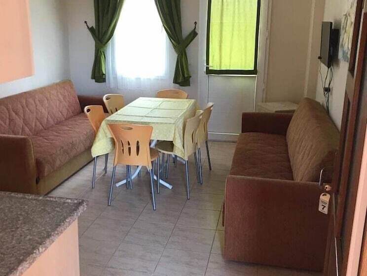 هتل Meryem Ana Apart