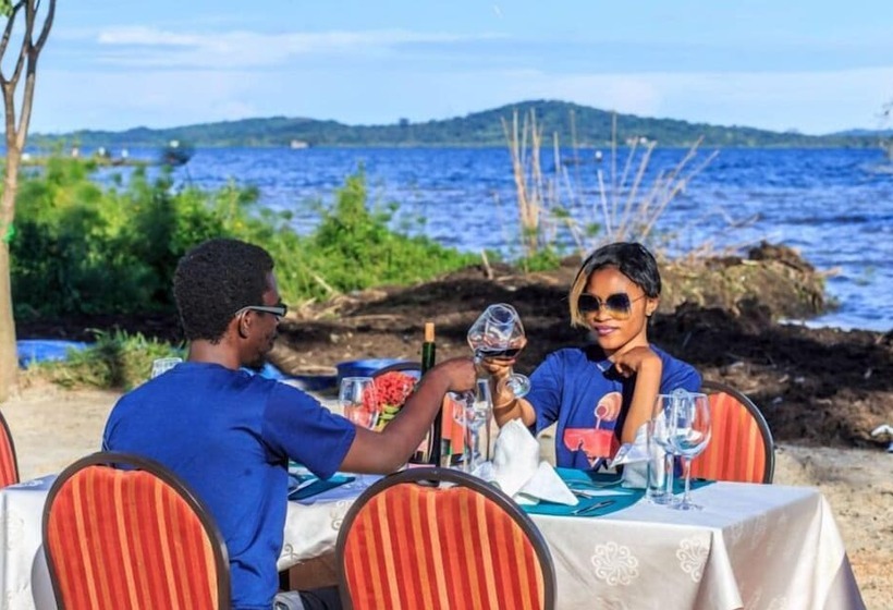 هتل Nature S Green Beach Resort