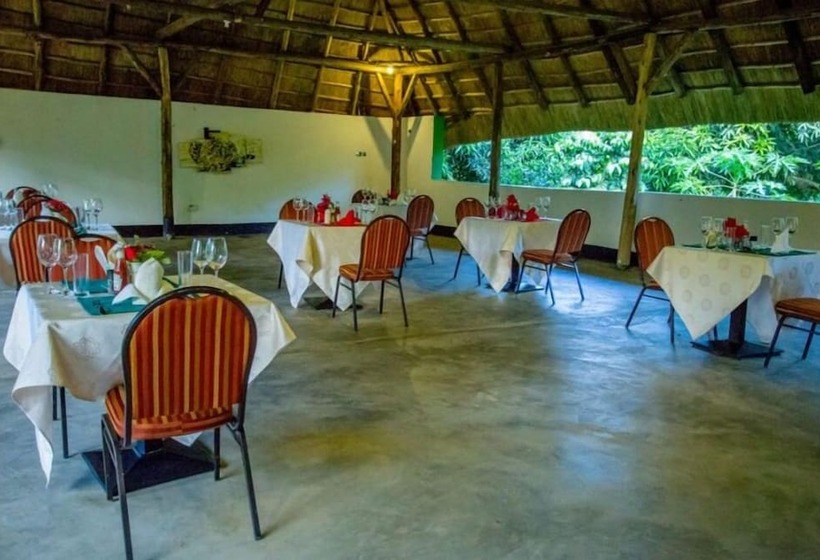 هتل Nature S Green Beach Resort