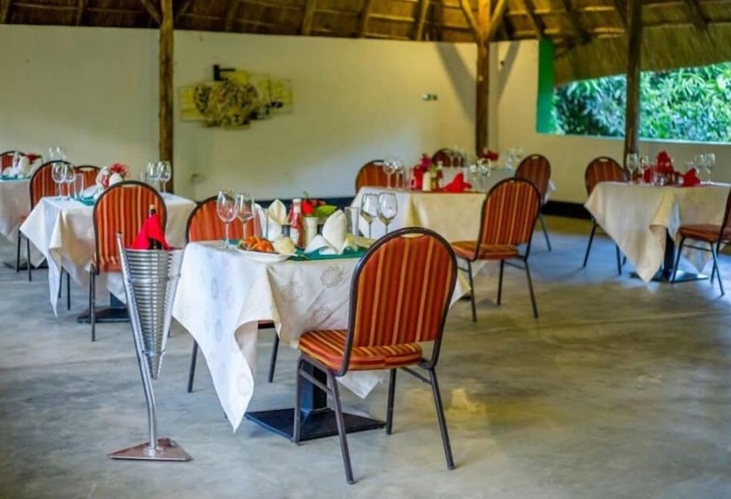 هتل Nature S Green Beach Resort