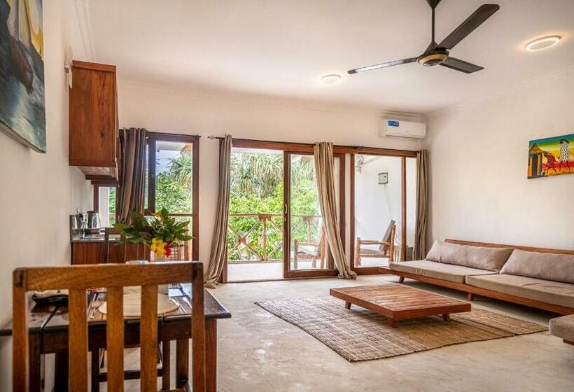 فندق Tiki Beach Club & Resort