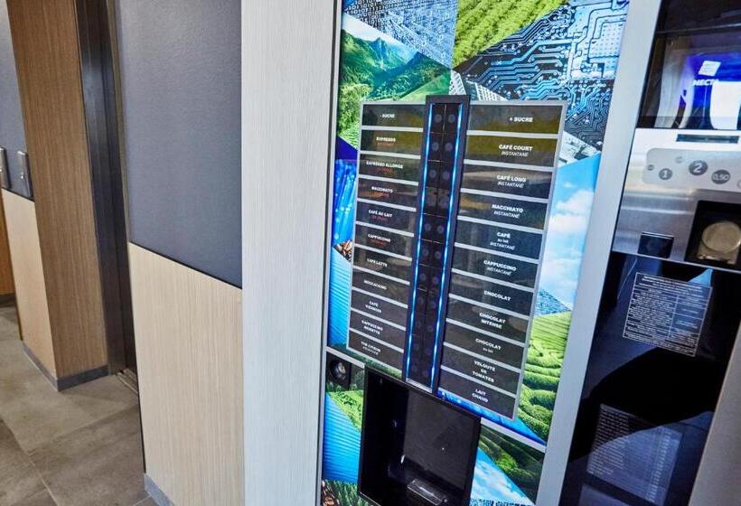 호텔 Premiere Classe Clermont Ferrand Centre