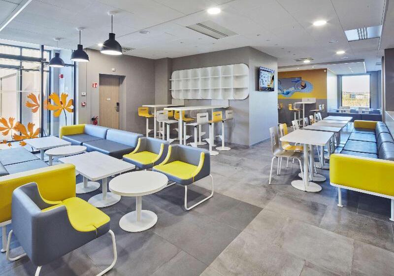 호텔 Premiere Classe Clermont Ferrand Centre