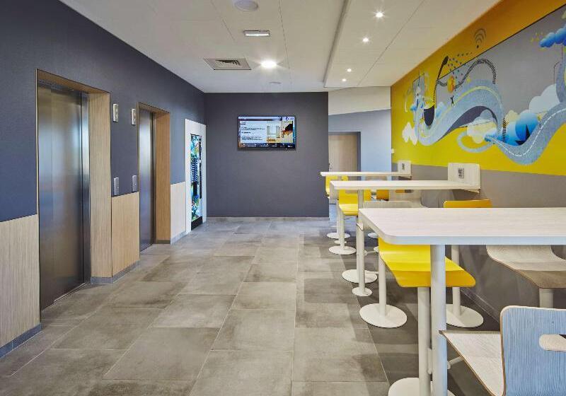 호텔 Premiere Classe Clermont Ferrand Centre