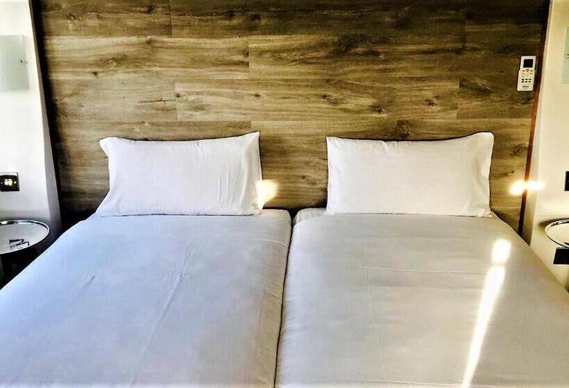 ホテル Rioshouse Henley