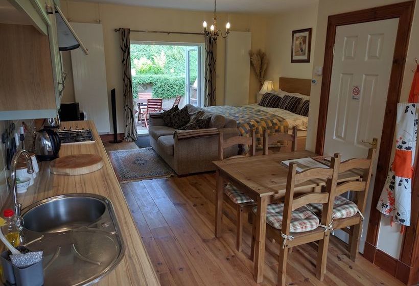 فندق ريفى Loch Ness Glamping