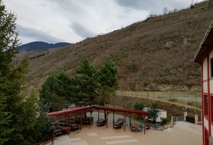 בית מלון כפרי Seremet Dinlenme Tesisi