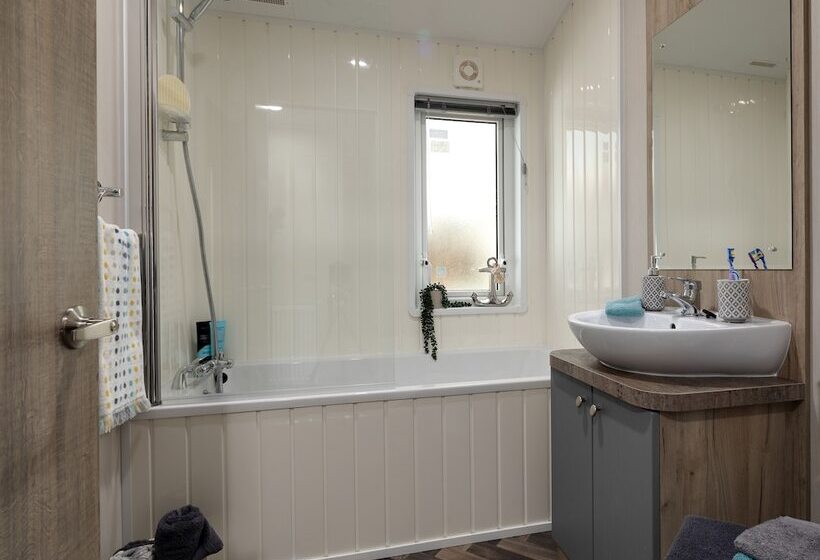 호텔 St Helens Coastal Resort