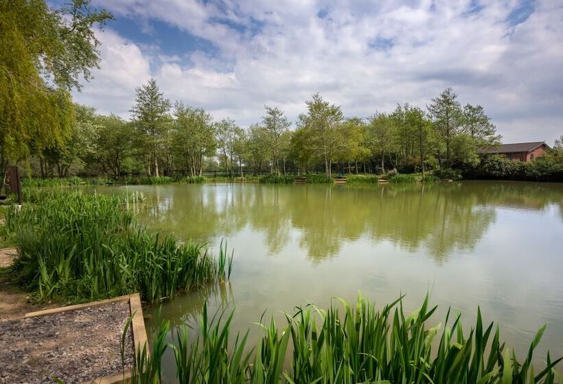 בית מלון כפרי The Lakes Rookley