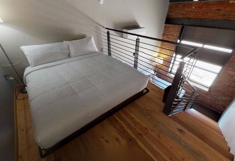 The Hotel Sturgis