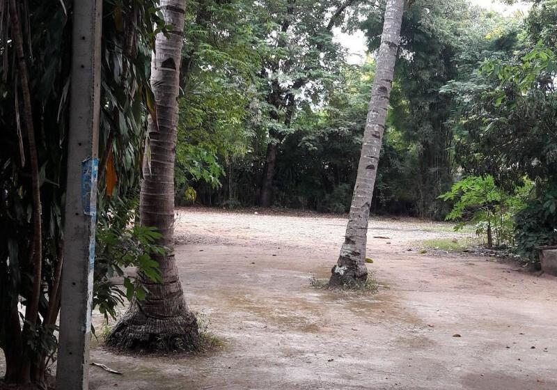 ホテル Vijitporn House