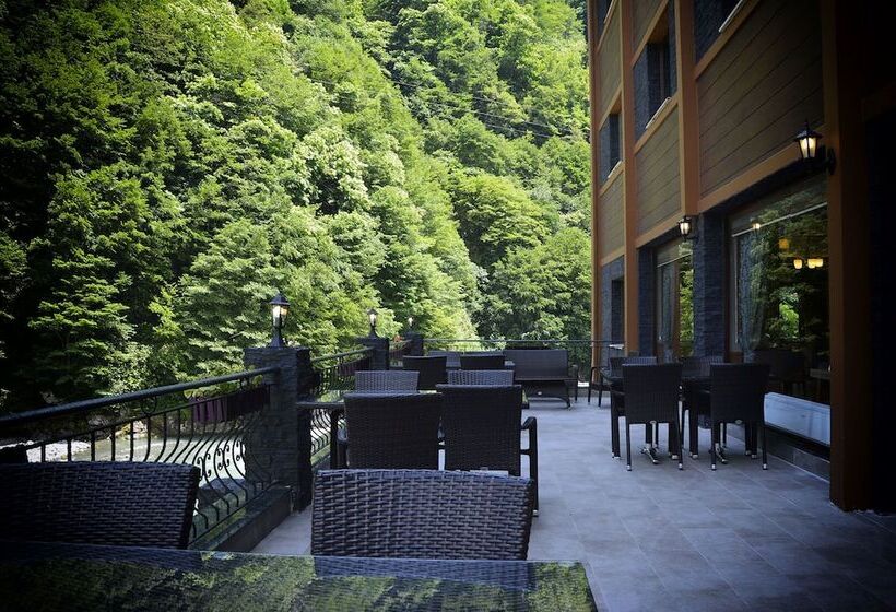 فندق Yamanturk Ogretmenevi