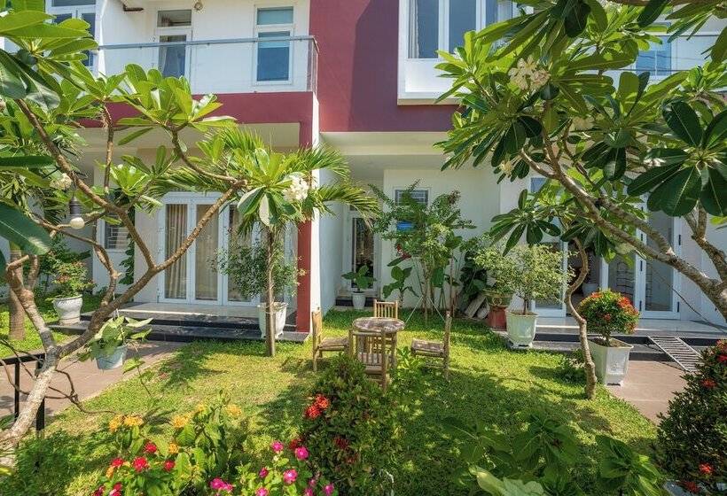 هتل Yellow Daisy Villa