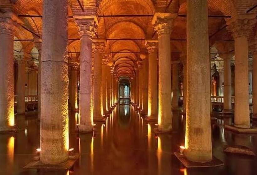 Konak Akaretler Suit