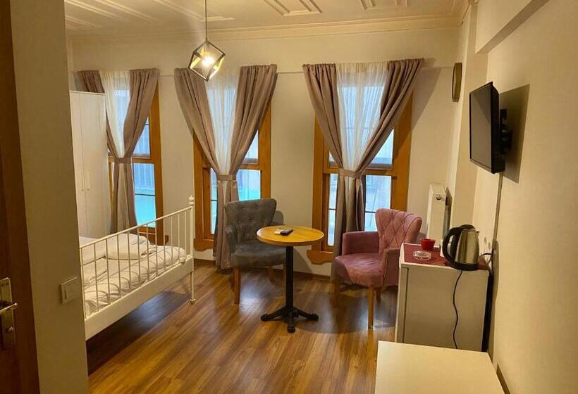 Konak Akaretler Suit