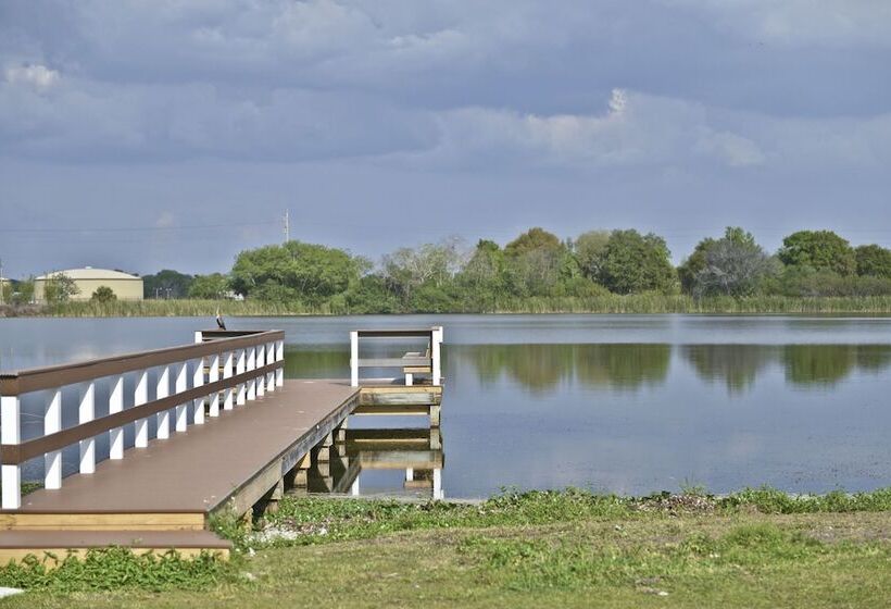 Lake Ida Beach Resort