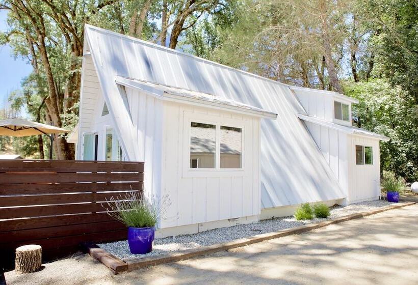 Mandala Springs Wellness Retreat Center