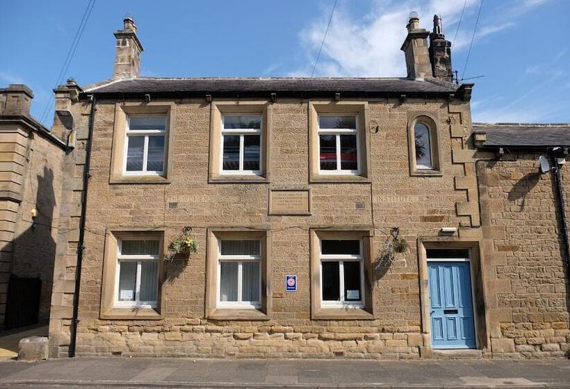 Newbrough Bunkhouse   Hostel