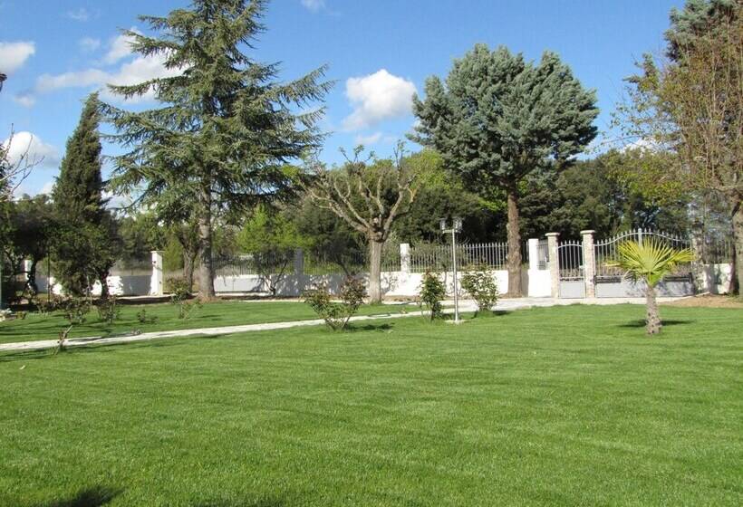 بنسيون Auberge Des Censiés